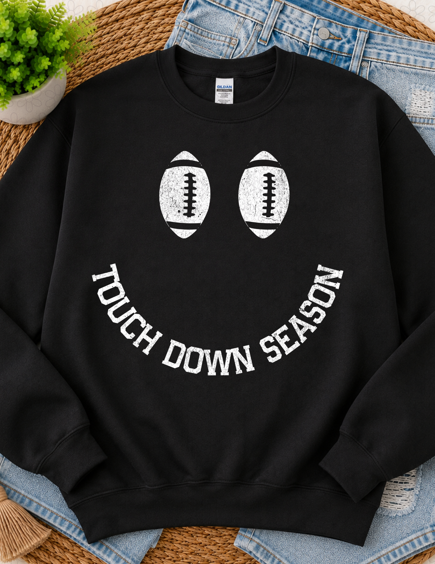 TOUCHDOWN SEASON (WHITE OR BROWN)