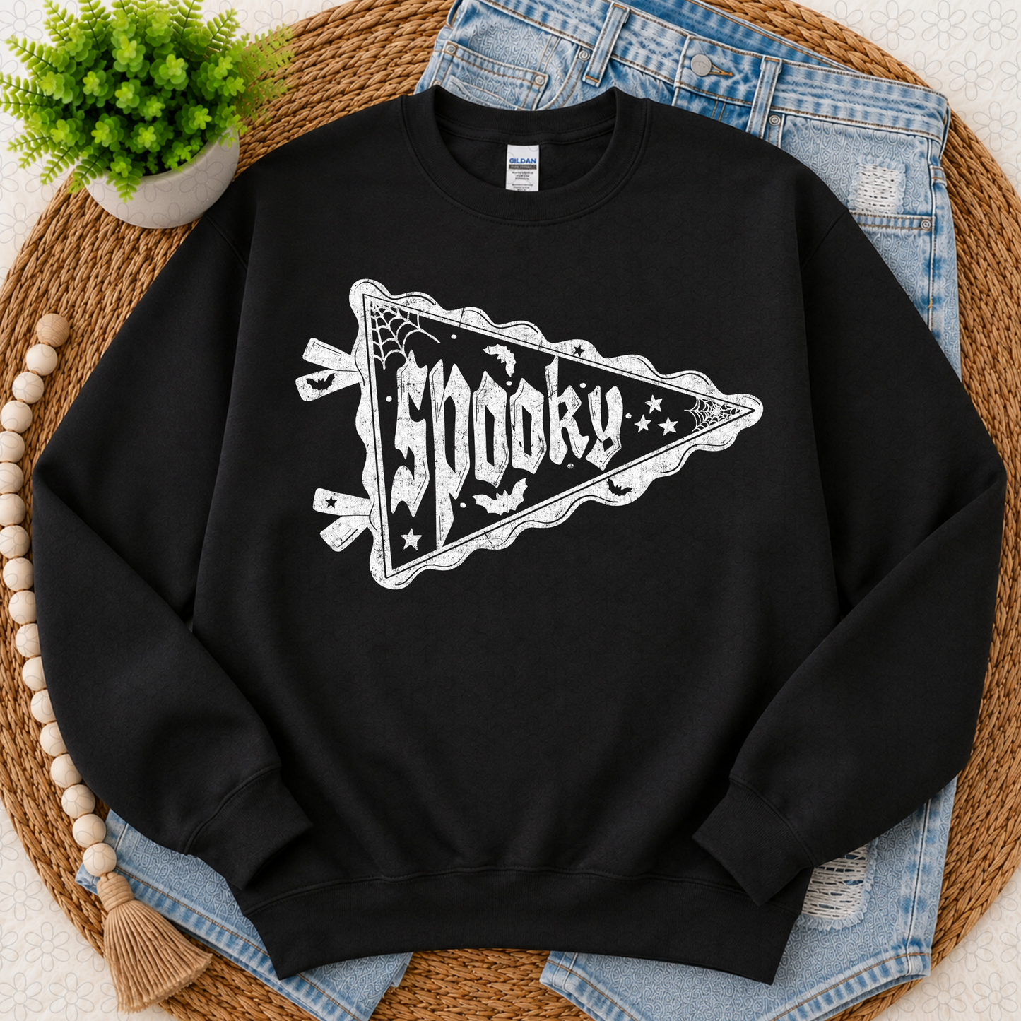 Spooky pendant flag (white or black)