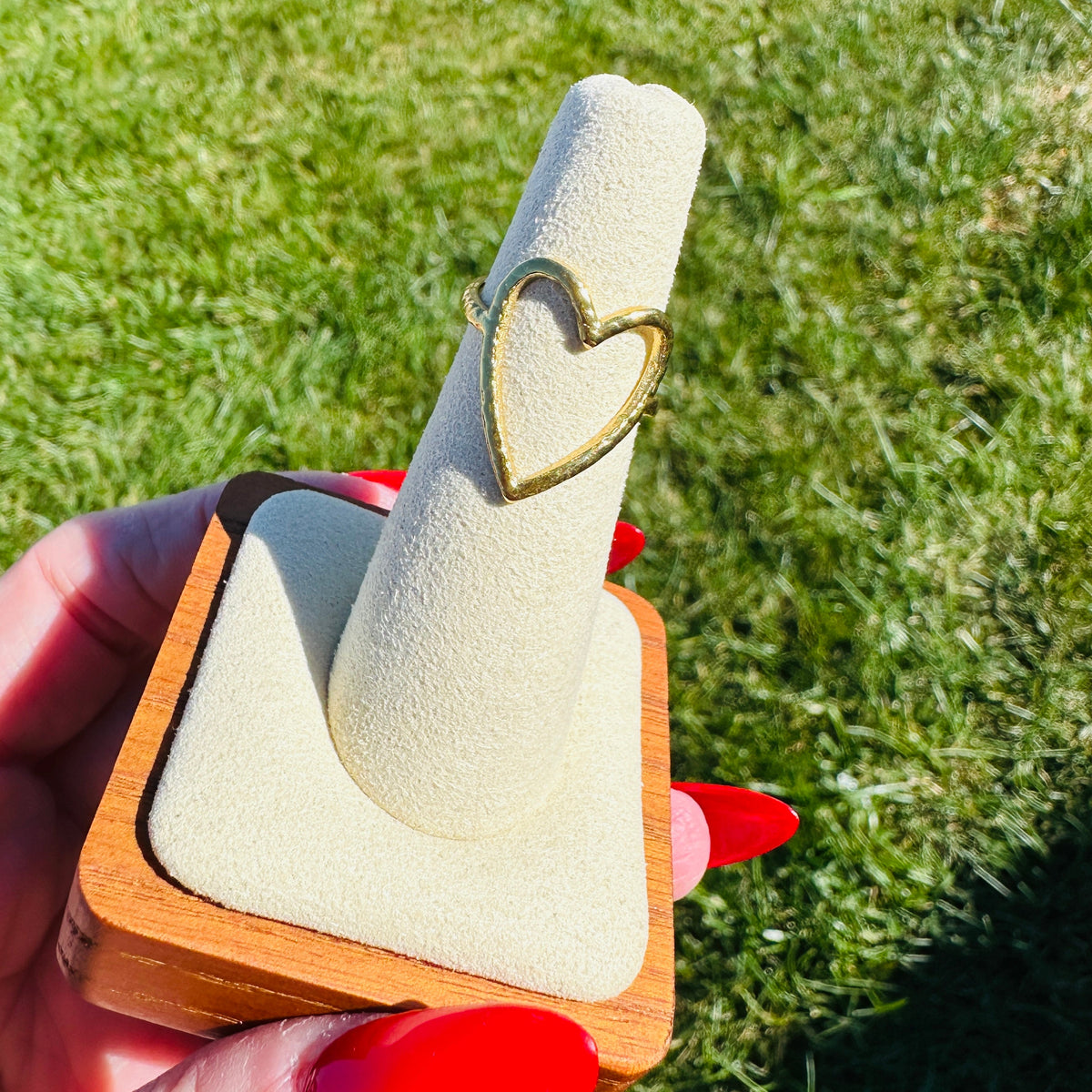 Coeur Waterproof Statement Heart Ring