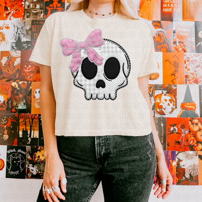 Skull with bow